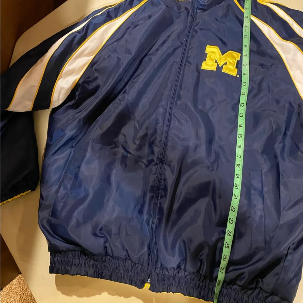 Michigan Jacket Men’s XL Blue Yellow FullZip Reversible GIII University